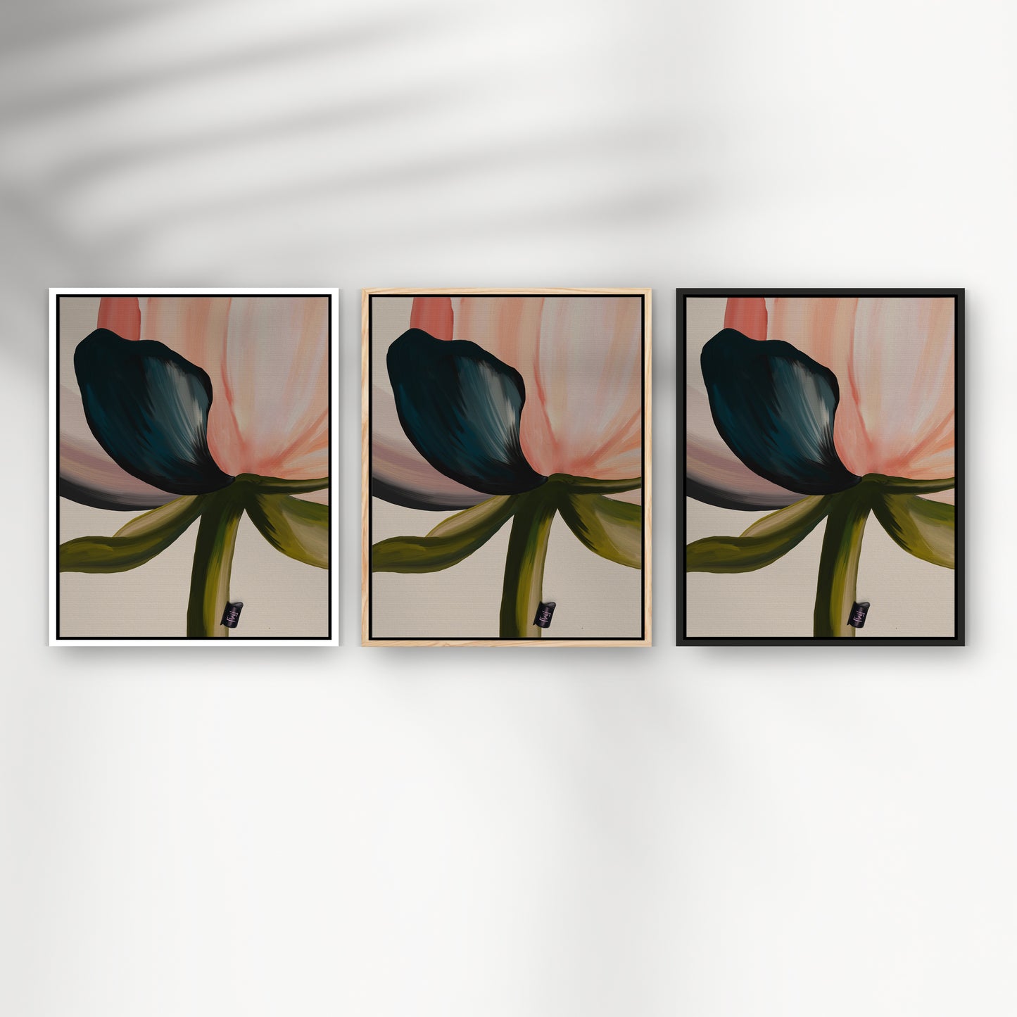 Midnight Flower | Kunst på lærred | L25006 - 60 x 60 cm / Eg - Lærredsprint