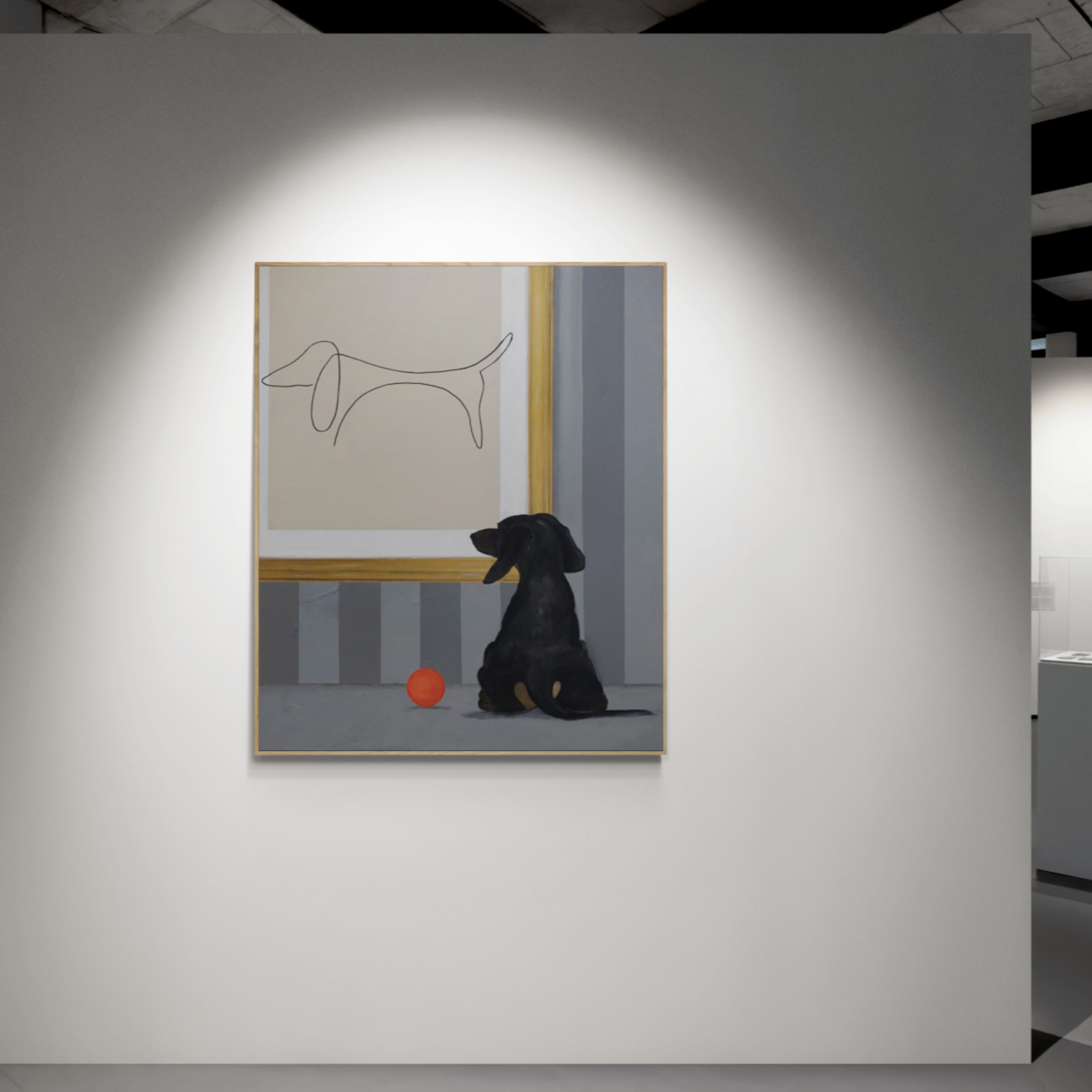 Maleri af en hund, der betragter en enkel tegning af en hund på væggen, af Maria Lundsten.